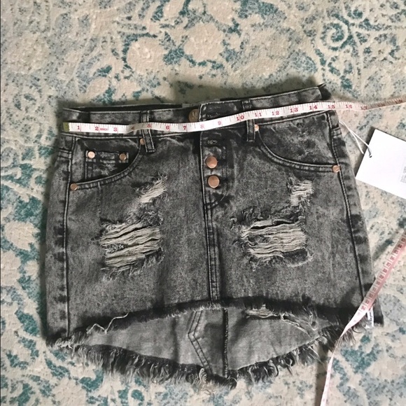 SIZE 24 ONE TEASPOON Junkyard Mini♥️ - Picture 3 of 4